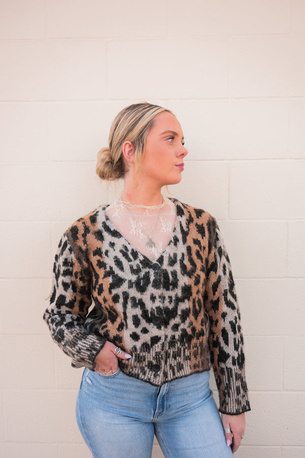 Elan- Cheetah Cardigan Sweater