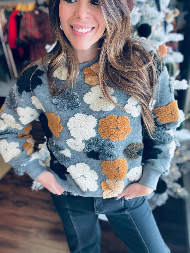 Daria Flower Puff Sweatshirt