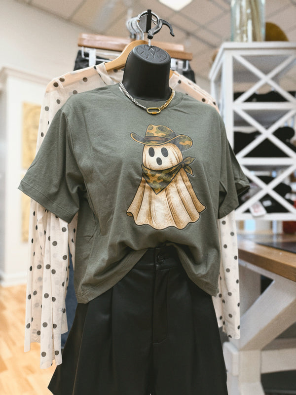 Camo Ghost Graphic Cropped Tee
